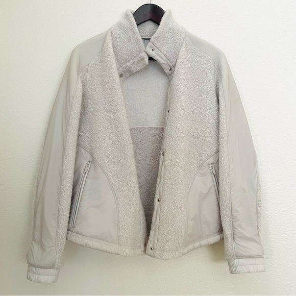 LULULEMON Go Cozy Wool Blend Fleece Jacket Snap Up Heathered Sherpa size 8 - Picture 4 of 11